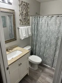 Ready to be near all the local’s favorites? This house is it! - Image 4