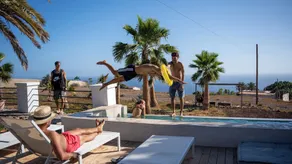 The Treehouse Surf Camp - Image 4