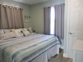 2 bedroom condo totally renovated on ocean block in Ship Bottom - Image 3