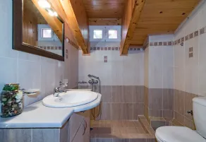 Mitros Apartment - Image 3