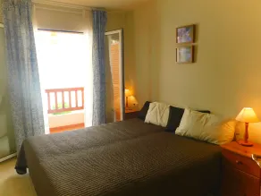 Privat takterrass, A/C, wifi, pool, garage, promenadavstånd till strand - Image 5
