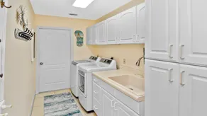 Seascape - SpaWhilrpool South Terrace 4 Bedroom - Image 2