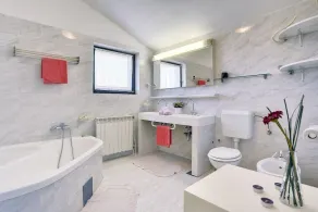 Einzigartige Villa nur 1 km bis zum Strand mit privatem Pool, BBQ, Klima, WLAN - Image 2