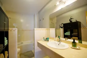 Stunning Sea Views In Every Room - Very Private - Image 3