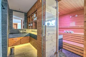 Boutique Chalet Moritz for 12 with Sauna - Image 4