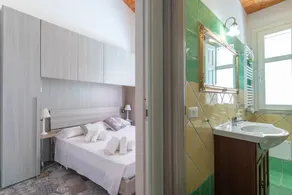 Dependence 1 Maison Belle èpoque & suites - Image 3