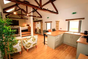 Willow Cottage, Saxton Grange. situated on a working farm. - Image 3