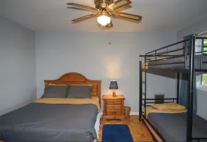 Accogliente 3 camere da letto / 2 bagno Cottage situato sull'ambita Lake of Bays - Image 5