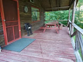 Cabane en bois rond exclusive au bord d'un lac bien approvisionné - Image 5