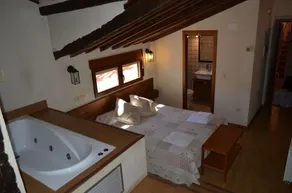 Rural Suite with Jacuzzi in Alcaraz (For 2 people) - Image 5