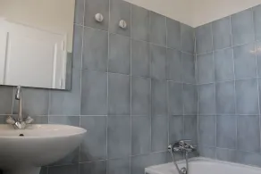 Smukt hus med blå skodder 3 soveværelser op til 8 senge - Image 3