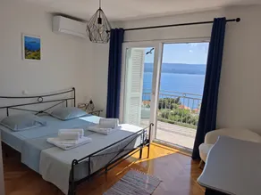 Lovely 3 double bedroom detached house with sea view and heated swimming pool - Image 4