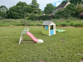 House on the green lane - Image 2