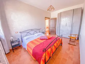 House with private pool, large garden at 6km from Todi. Panoramic views!!! - Image 4