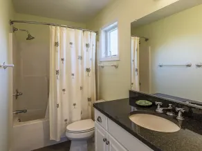 Hatteras Escape, Hot Tub, Elevator, One Min to Beach - Image 5