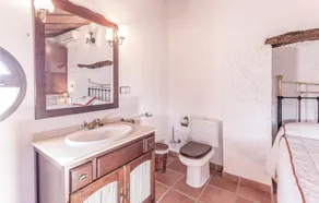 Lovely Home In Iznajar - Image 5