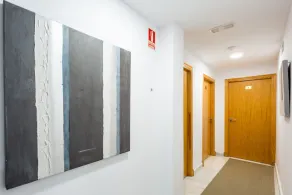 H. Triple Nomads - One Room Hotel, Sleeps 3 - Image 2