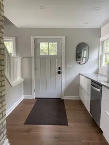 Remodeled lake house on Lake Michigan, near Kohler - Image 2