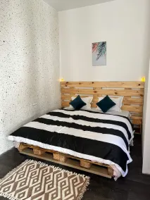 Charming studio 1 minute from the beach - Image 4
