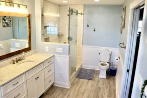 WATERFRONT 3000 SQFT HOME W/ PIER, WRAP PORCH, KAYAK, PADDLE BOARD, FIRE PIT - Image 3