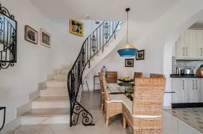 GERADE HINZUGEFÜGT! PRIVATE VILLA MIT HERRLICHEM MEERBLICK 150 m ZUM STRAND - Image 4