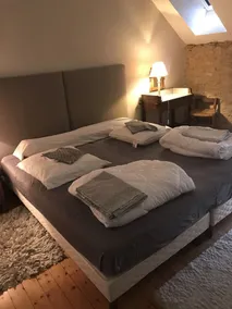 Sleeps 4 to 7 - Image 5