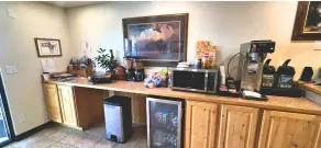 New Western Inn & Suites - Image 5