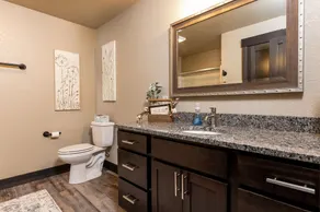Stunning New Cabin in Powder House Pass with Hot Tub & Theater Room - Image 5