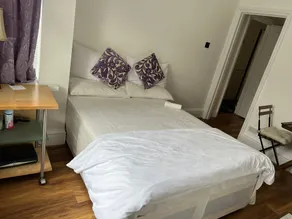 Lovely Rooms London - Image 4