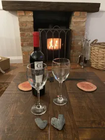 Fisherman’s cottage 100 yards from the sea with log burner and own parking - Image 4
