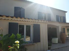 Independent studio with courtyard and parking - Image 4