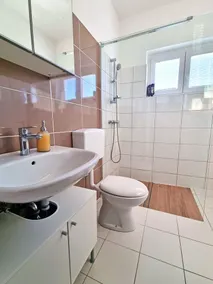 5 minutes to the see and Pula city centar - Image 2