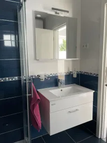1 or 2 apts (4/8 people) next to each other beach, pool, fantastic Kornati views - Image 5