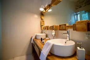 Semestervilla i topp läge med havsutsikt, pool och vacker solnedgång - Image 5