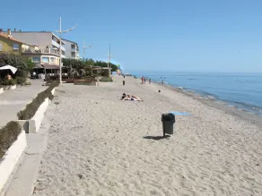 Smuk privat feriebolig for 8 personer med pool, TV, gårdhave, kæledyr tilladt og panorama udsigt - Image 3