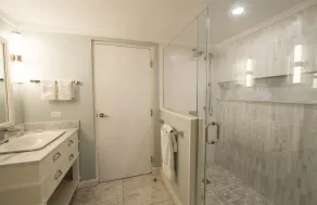 Honeycomb Villa, Silver Sands - Image 3