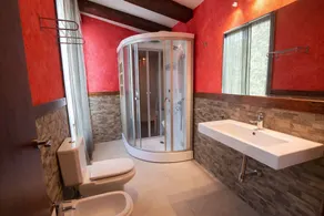 An oasis for up to 26 nature loving guests! - Image 3