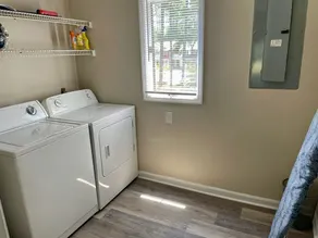 Renovated Golf Front! Short commute to Ft.Bragg - Pets Allowed Upon Approval - Image 3
