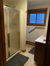 4bd/3b -Tranquil Lakefront rental neighboring Lake Winnipesaukee & Squam - Image 4