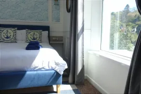 The Captain's Quarters - A Beautiful 2 Bedroom Retreat With Panoramic Vistas - Image 4