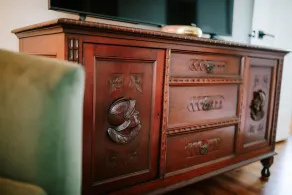 Luxe 2BR Cabin C by MHM Luxury Properties - Image 4
