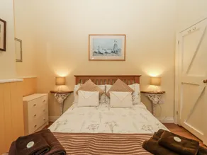 Flagstaff Cottage - Image 5