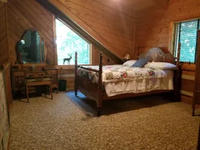 Charming Log Home with Pond on 27 Acres with Mountain Views - Image 5