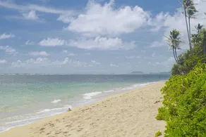 Pheapie Beach Retreat, Beachfront, W/ Air Conditioner, Large Lanai - Image 4