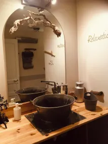stuga vit sten på landsbygden, med pool. magnifik utsikt - Image 3