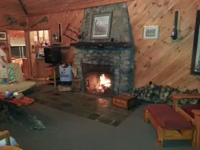 Privathaus auf 100 Wooded Acres nur 15 Minuten von Saratoga und Lake George - Image 2