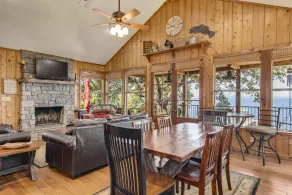 Toledo Bend Lakehouse - Mid Lake Waterfront Hem On Main Lake | Fantastiska solnedgångar! - Image 4