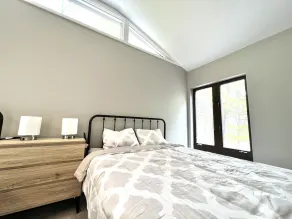 Modern Spacious Retreat right next to Purdue & Nature, full size 14-game Arcade! - Image 3