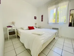 Superbe Villa avec piscine dans secteur calme (058) - Image 5