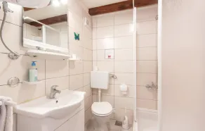 Gorgeous home in Kringa - Image 5